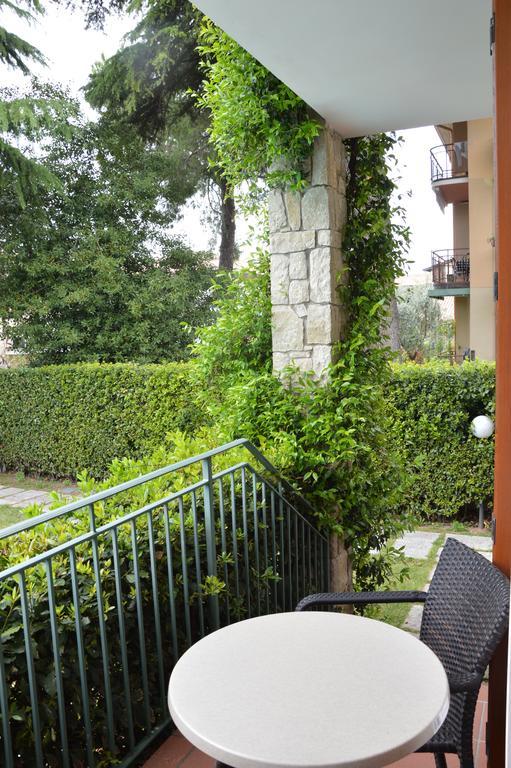 Appartamenti Meridiana Torri Del Benaco Buitenkant foto